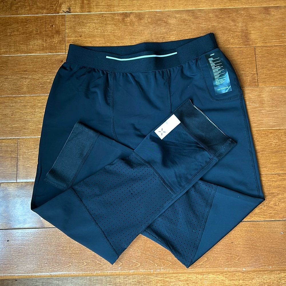 NWOT Ten Thousand 3/4 Length Tight Size Small, Medium & Large